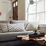 Abode Philadelphia - Rittenhouse Square Locust St